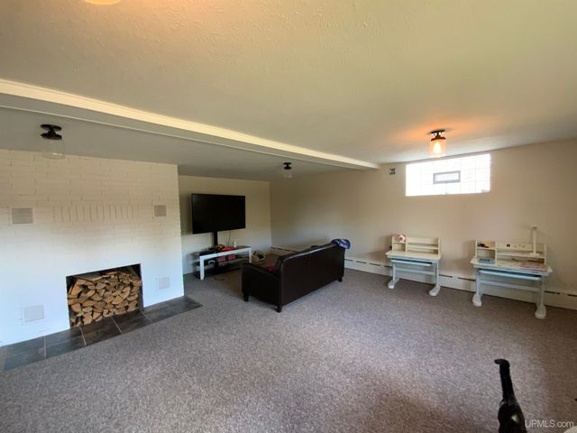 684 Mather Avenue, Ishpeming, MI 49849