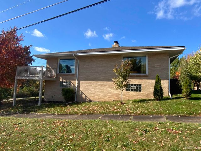 684 Mather Avenue, Ishpeming, MI 49849