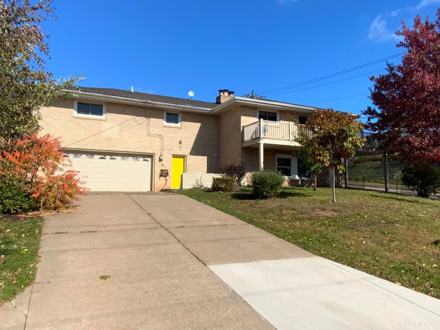 684 Mather Avenue, Ishpeming, MI 49849