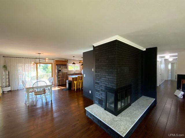 684 Mather Avenue, Ishpeming, MI 49849