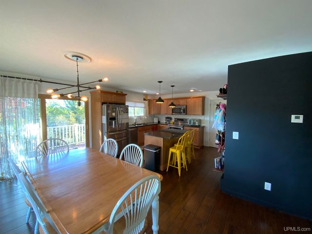 684 Mather Avenue, Ishpeming, MI 49849