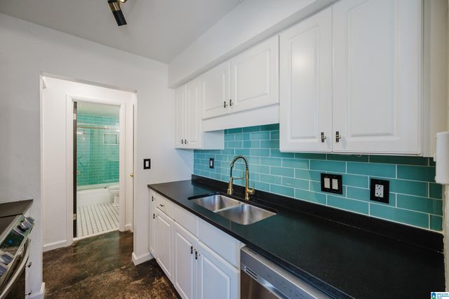 2409 Arlington Cres Apt A, Birmingham, AL 35205