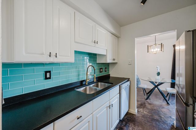 2409 Arlington Cres Apt A, Birmingham, AL 35205