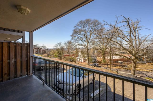 2409 Arlington Cres Apt A, Birmingham, AL 35205