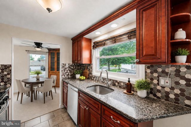 622 E WINONA AVE, Norwood, PA 19074