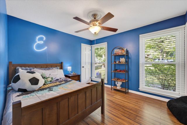 460 Rivermont Dr, Clarksville, TN 37043