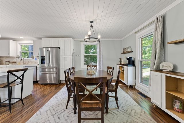 460 Rivermont Dr, Clarksville, TN 37043