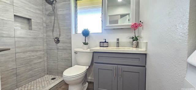 94-513 Lumiaina Street M206, Waipahu, HI 96797