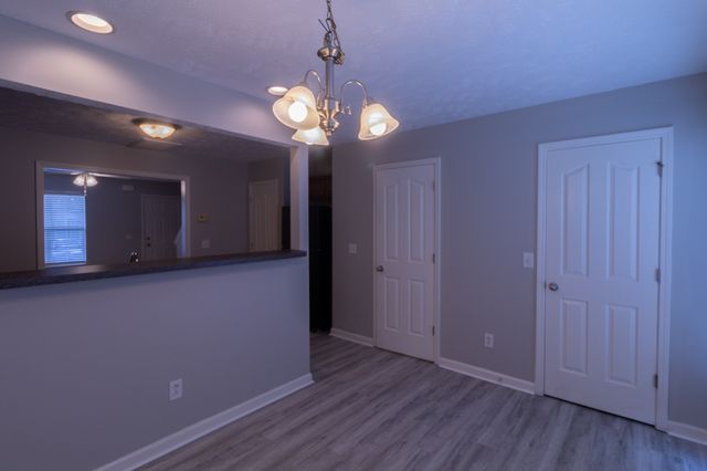 4026 Cody Dr, La Vergne, TN 37086