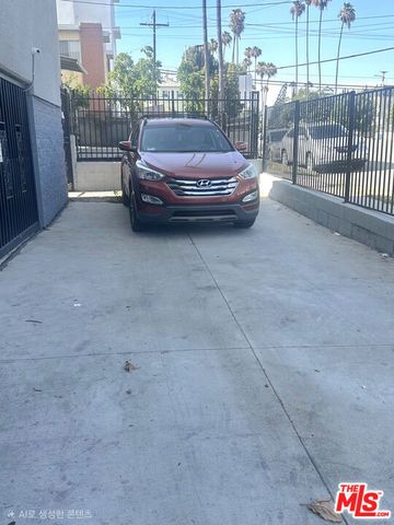 955 S Normandie Avenue, Los Angeles, CA 90006