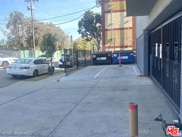 955 S Normandie Avenue, Los Angeles, CA 90006