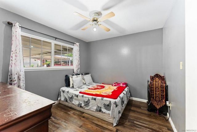 240 Ledgewood Ln, San Diego, CA 92114
