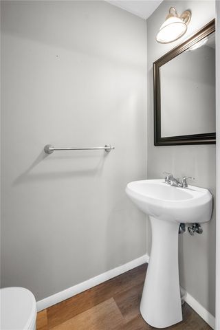 119 Shadowlawn Dr, Whitehall, PA 15236