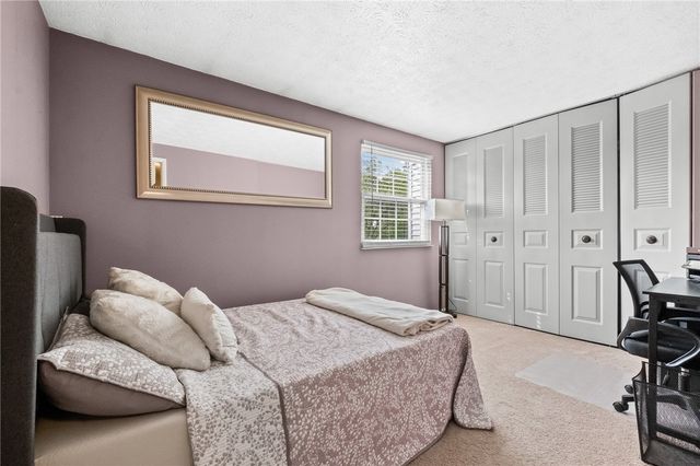 119 Shadowlawn Dr, Whitehall, PA 15236