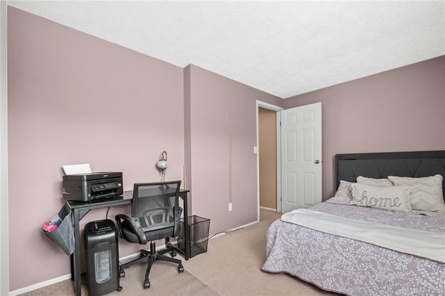 119 Shadowlawn Dr, Whitehall, PA 15236