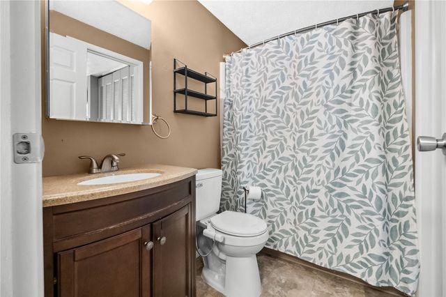 119 Shadowlawn Dr, Whitehall, PA 15236