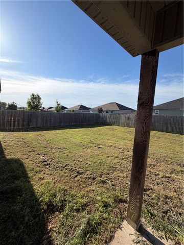 817 NW 67th Avenue, Bentonville, AR 72713