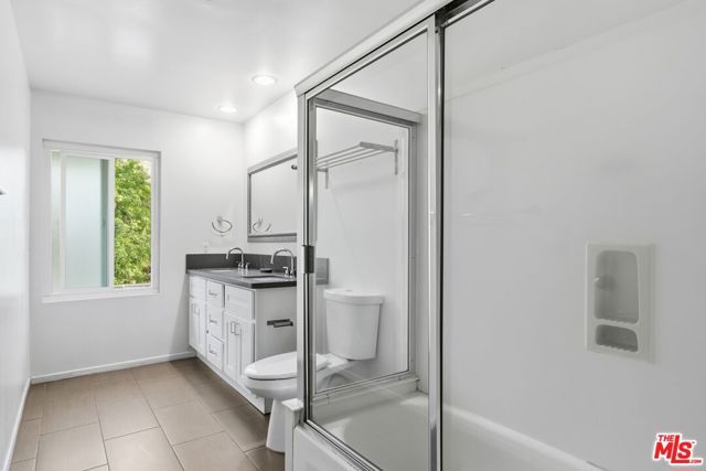 5500 Blanco Avenue, Los Angeles, CA 91367