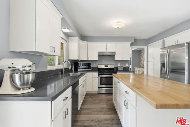 5500 Blanco Avenue, Los Angeles, CA 91367