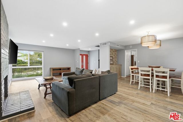 5500 Blanco Avenue, Los Angeles, CA 91367