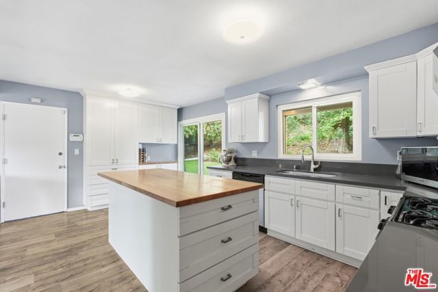 5500 Blanco Avenue, Los Angeles, CA 91367