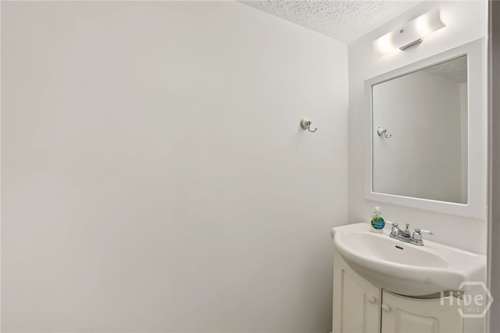 Image 17 of property listing at 459 Mall Boulevard 69, Savannah, GA 31406