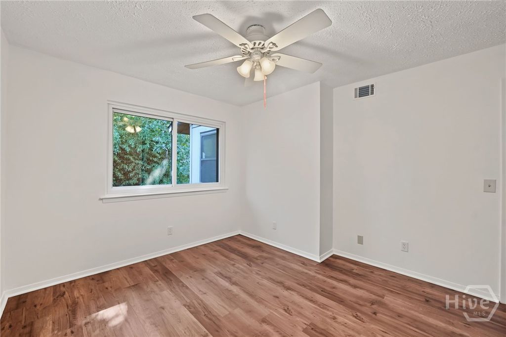 Image 26 of property listing at 459 Mall Boulevard 69, Savannah, GA 31406