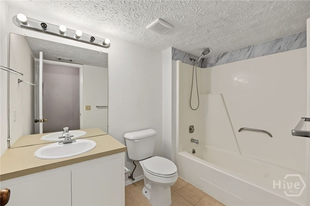 Image 27 of property listing at 459 Mall Boulevard 69, Savannah, GA 31406