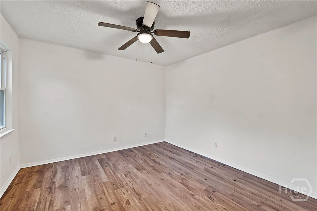Image 28 of property listing at 459 Mall Boulevard 69, Savannah, GA 31406