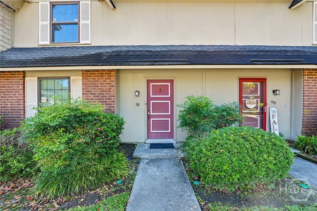 Image 3 of property listing at 459 Mall Boulevard 69, Savannah, GA 31406