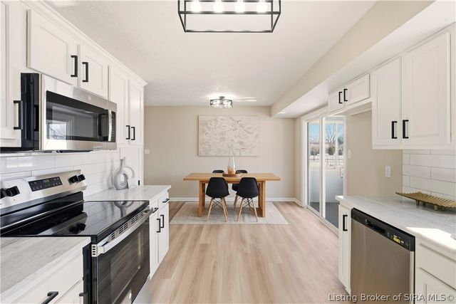 1225 Longfellow Drive, Clarksville, IN 47129