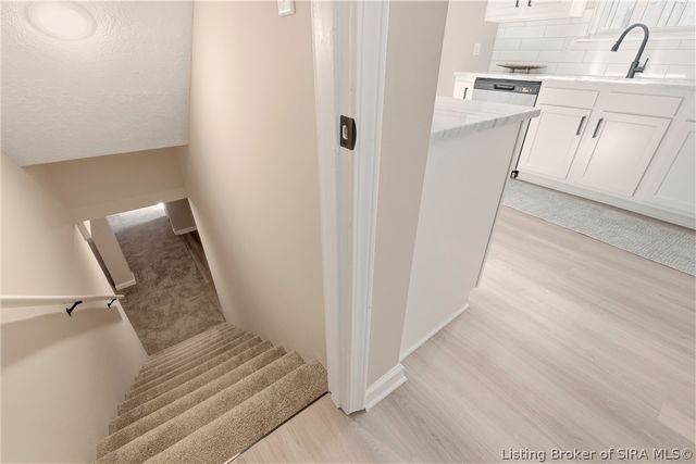 1225 Longfellow Drive, Clarksville, IN 47129