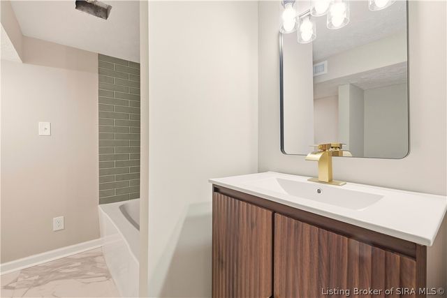 1225 Longfellow Drive, Clarksville, IN 47129