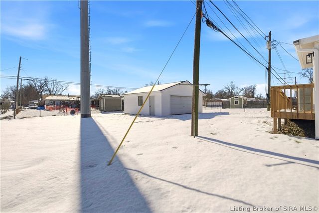 1225 Longfellow Drive, Clarksville, IN 47129