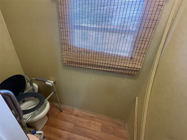 5180 Vz County Road 3415, Wills Point, TX 75169