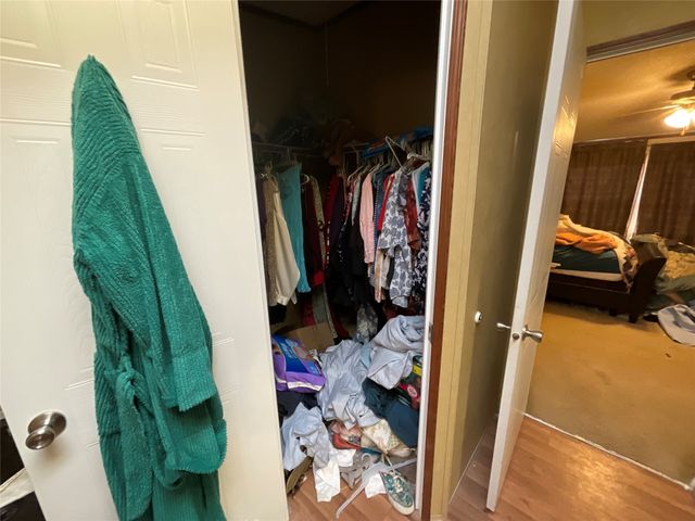 5180 Vz County Road 3415, Wills Point, TX 75169