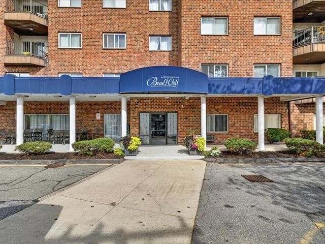 230 Willard 701, Quincy, MA 02169
