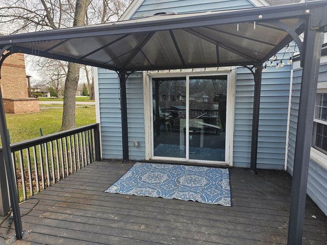 205 Cornwall Drive, Crete, IL 60417