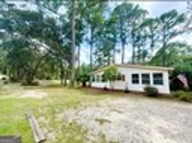 1031 NE Moore Haven Circle NE, Townsend, GA 31331