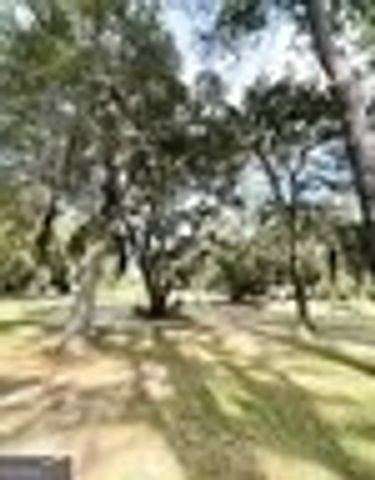 1031 NE Moore Haven Circle NE, Townsend, GA 31331