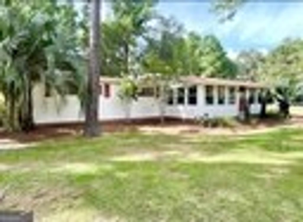 1031 NE Moore Haven Circle NE, Townsend, GA 31331