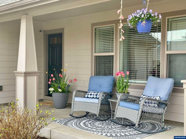 3434 Bald Eagle Dr, Lebanon, OR 97355