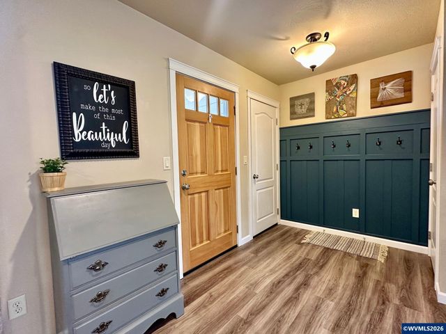 3434 Bald Eagle Dr, Lebanon, OR 97355