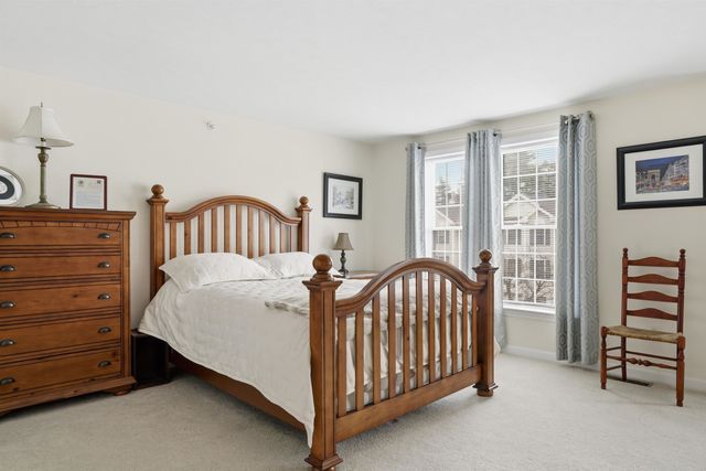 48 Mulberry St Unit 4, Concord, NH 03301