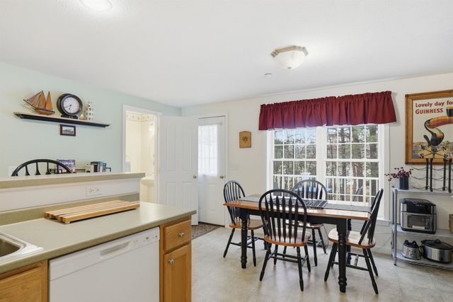 48 Mulberry St Unit 4, Concord, NH 03301