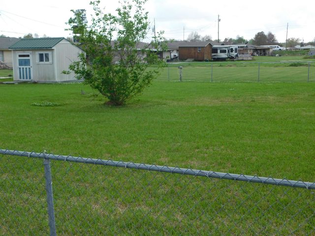 402 West 13th Street, Larose, LA 70373