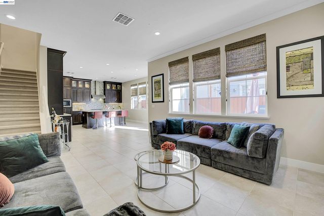 37515 Sea Bank St, Newark, CA 94560