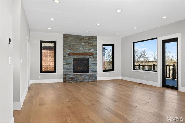 1015 River Bluff Drive, Washington, MO 63090