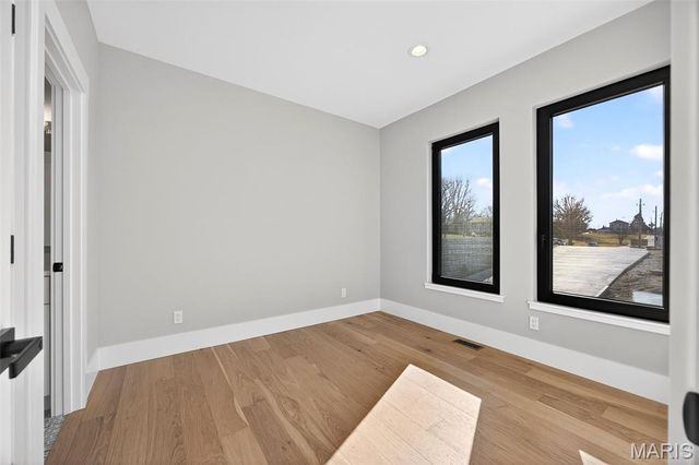 1015 River Bluff Drive, Washington, MO 63090