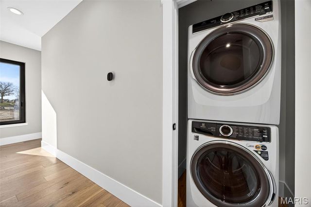 1015 River Bluff Drive, Washington, MO 63090